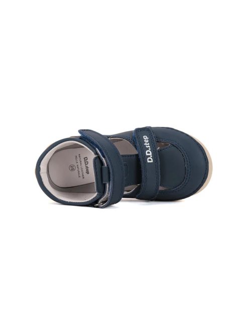 D.D.Step kisfiú nyitott cipő 25, 27, 28,