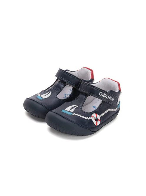 D.D.Step kisfiú "Barefoot" nyitott cipő 23,