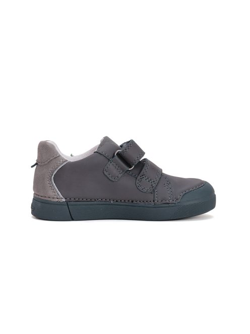 D.D.Step kisfiú Led-es cipő 30,